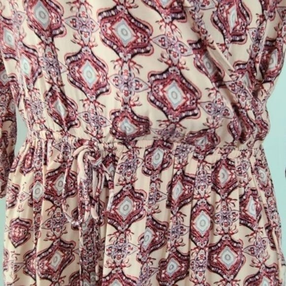 Hollister Pink wrap long sleeve Romper, size S - Picture 11 of 14